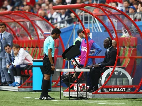 Công nghệ trọng tài video (VAR): Mặt trái ở Confeds Cup