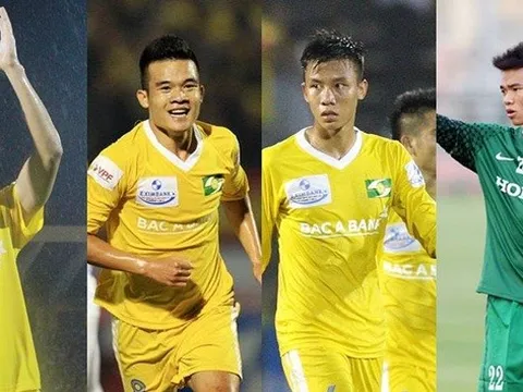 Công Vinh về quê “săn” báu vật của SLNA
