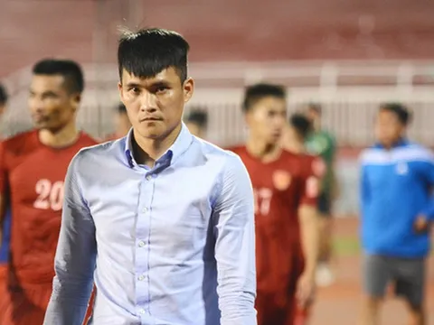 Công Vinh hẳn sẽ buồn: Không anh, CLB TPHCM chơi "bốc" hẳn!