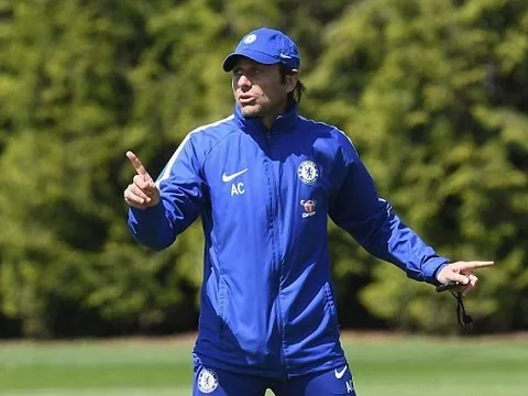 Conte hò hét chỉ đạo, cầu thủ Chelsea bở hơi tai trước CK FA Cup