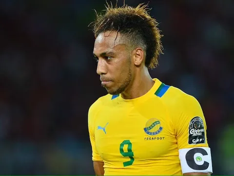 Conte ra quyết định, Aubameyang đã rất gần Chelsea