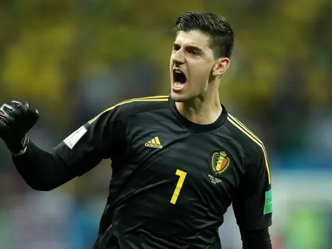 Courtois thách thức truyền thông sau khi trở thành người hùng của tuyển Bỉ