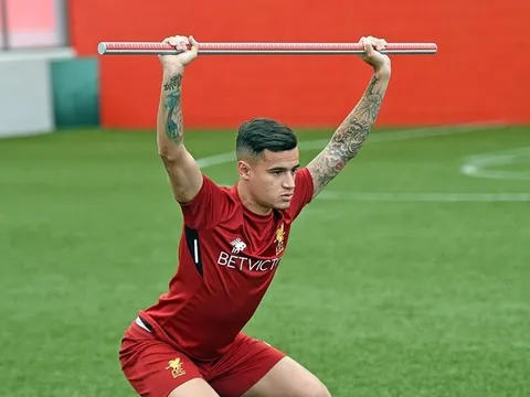 Coutinho rèn thể lực hòng ghi điểm trước Klopp