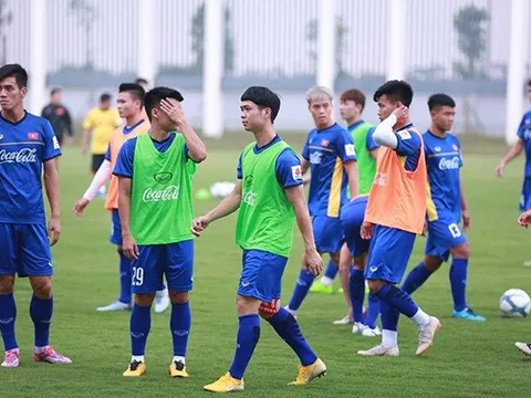 Thầy Park thả thính, Công Phượng và Xuân Trường cực sung
