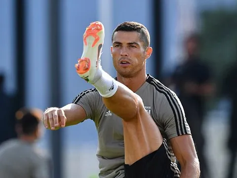 Ronaldo quyết 'phũ' với Real Madrid