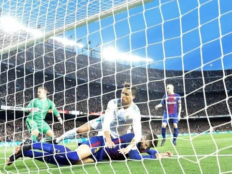 Tỏa sáng rực rỡ, Ronaldo vẫn chịu bất công ở Real Madrid