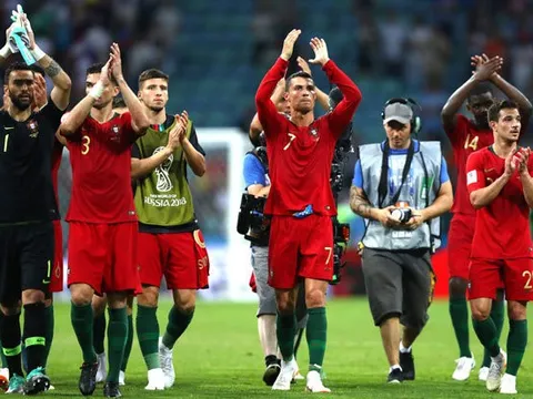 Messsi chịu áp lực "ngàn cân" sau khi Ronaldo tỏa sáng rực rỡ