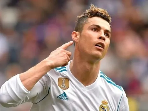 CHỐT thương vụ 131 triệu bảng, Man United để sẵn áo số 7 nhằm đón tân binh mới