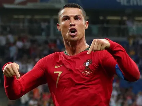 Cristiano Ronaldo: Ta là một, là riêng, là thứ nhất