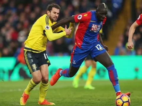 Crystal Palace rút lui, Sakho hết đường rời Liverpool