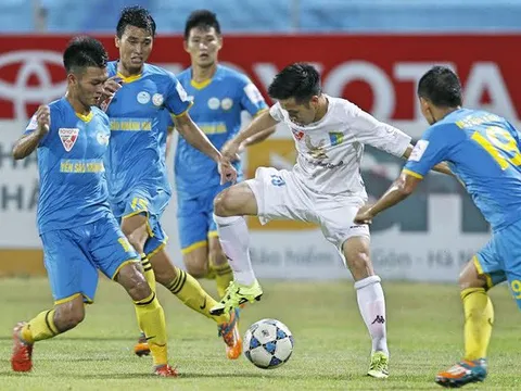 Cưa điểm tại Nha Trang, Hà Nội FC lỡ ngôi đầu
