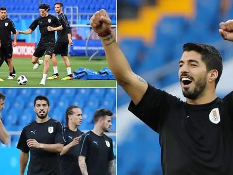 Cười tươi trên sân tập Uruguay, Suarez tạm quên đi khởi đầu tệ hại