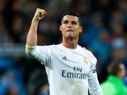 Cựu còi vàng Việt Nam: Ronaldo không việt vị khi mở tỷ số
