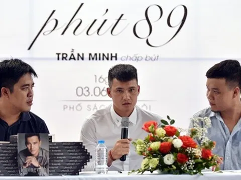 BLV Quang Huy: Tự truyện dìm tất cả, chỉ Công Vinh nổi lên