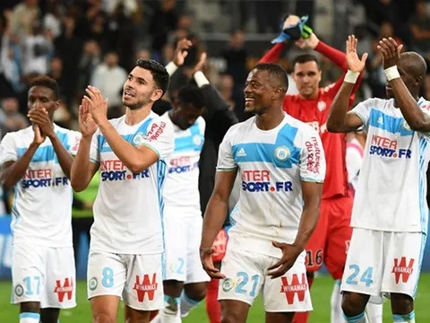 Chùm ảnh: Evra sắm vai người hùng, Marseille quật ngã Nice trên sân nhà