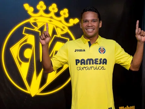 Carlos Bacca rạng rỡ trong ngày tái xuất La Liga