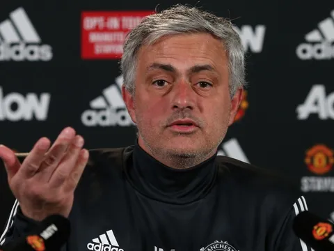 Mourinho đề cao Arsenal, tự tin Man Utd sẽ vô địch... Europa League