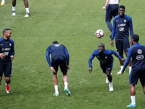 Chùm ảnh: Tập hăng say, Pogba & Mbappe quyết "làm nhục" Tam sư