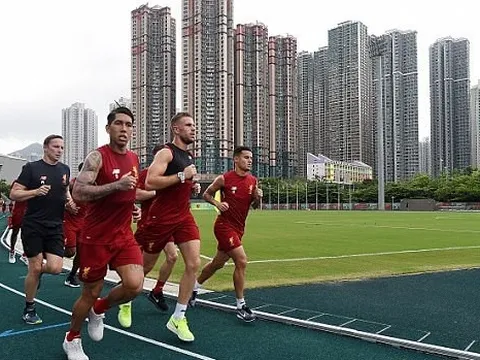 Dàn sao Liverpool khoe cơ bắp cuồn cuộn trong buổi tập mới nhất