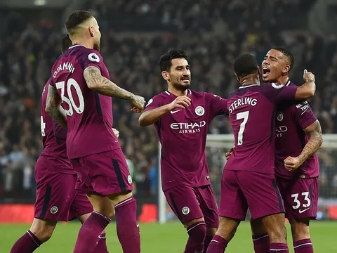 Đả bại Tottenham, Man City áp sát ngôi vương Premier League