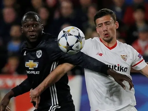Mục tiêu hàng đầu của MU, Barca chốt tương lai vào thứ bảy