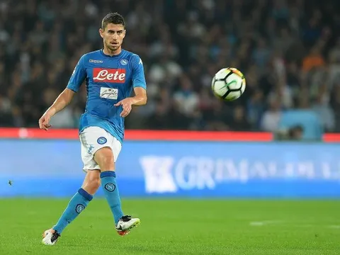 Đại diện Jorginho gieo sầu cho Man United và Liverpool