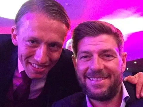 Dàn sao Liverpool bảnh bao đến dự lễ tri ân Lucas Leiva