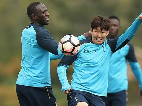 Dàn sao Tottenham lao vào tập luyện trước trận derby với Chelsea