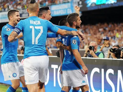 Đẳng cấp vượt trội, Napoli nhẹ nhàng đánh bại 9 người của Nice