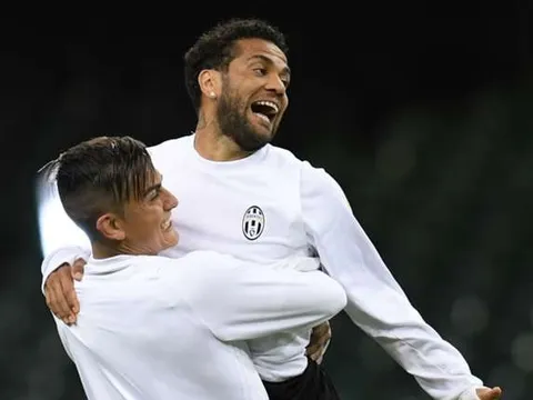 Dani Alves: "Dybala phải rời Juve để thăng tiến"