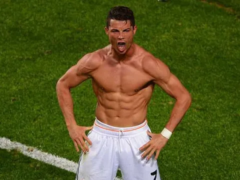 Đâu là bí quyết trẻ mãi của Cristiano Ronaldo?