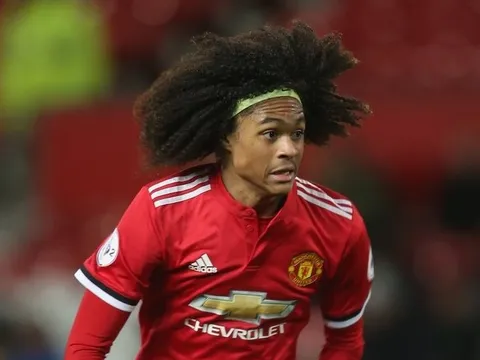Đấu Watford, fan kêu gọi Mourinho sử dụng cầu thủ trẻ