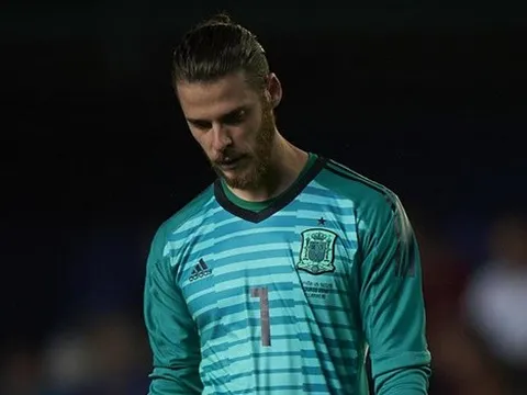 Mắc sai lầm, De Gea vẫn được HLV tuyển Tây Ban Nha 'bảo kê'