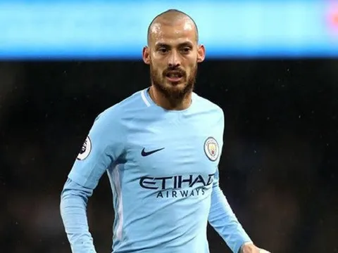 David Silva vắng mặt trong ngày Man City diễu hành chức vô địch