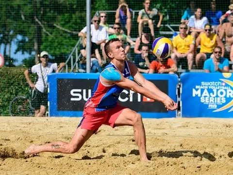 Đây, lý do khiến Perisic để bóng chạm tay trong vòng cấm