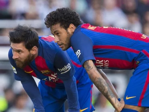 Đế chế mới ở Barcelona và 12 cái tên bất khả xâm phạm