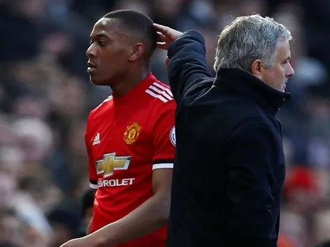 Để Martial ra đi, Mourinho có ân hận?