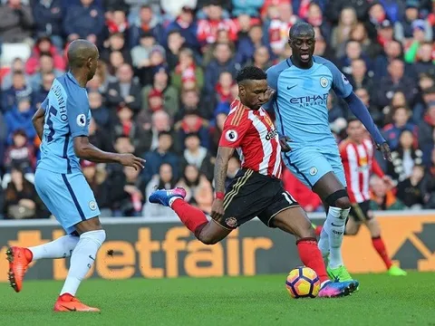 Defoe - Người cận vệ già của Sunderland
