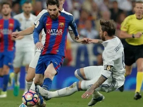 Đến đồng đội cũng kinh ngạc vì Messi