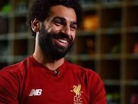 Đến Liverpool không lâu, Mohamed Salah đã gây họa
