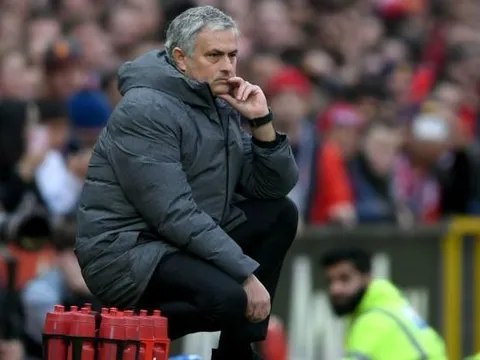 Không phải FA Cup, derby Manchester mới là cơn đau đầu của Jose Mourinho