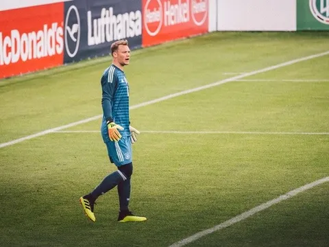 Manuel Neuer đã trở lại