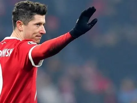 Thay Lewandowski, Bayern nên nhắm mua cái tên này