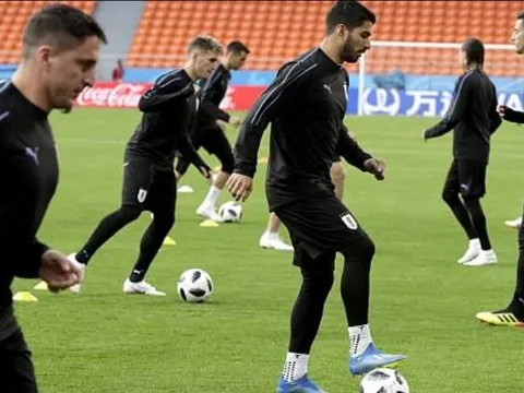 Ai Cập vs Uruguay: Suarez đã sẵn sàng, hãy mang Salah đến đây