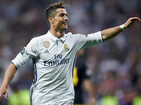 ĐHTB bán kết lượt đi Champions League: Ronaldo lu mờ tất cả