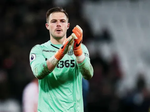 ĐHTB vòng 35 Premier League: Man City lại thống trị