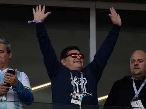 Maradona bị cáo buộc phân biệt chủng tộc