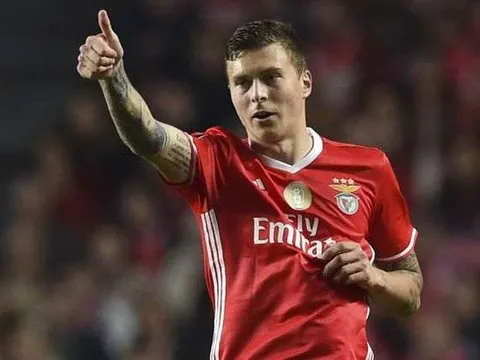 Điểm tin chiều 02/06: M.U nhận cú hích từ sao Benfica; Monaco trói chân trụ cột