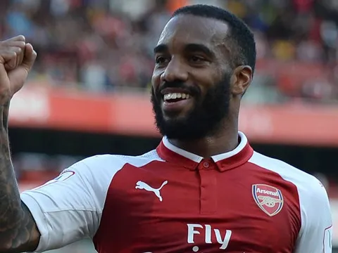 Điểm tin sáng 12/08: Lacazette lập kỉ lục; Coutinho đòi rời Liverpool
