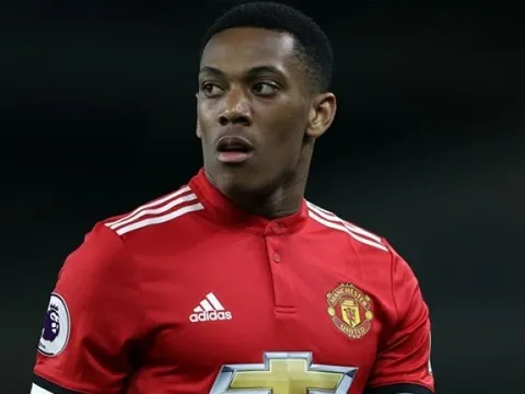 Điểm tin tối 04/08: Xong vụ Martial; Chelsea, Man City lộ mục tiêu số 1